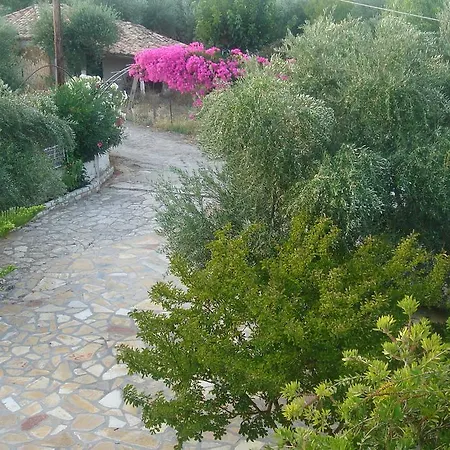 Apartament Eleni *