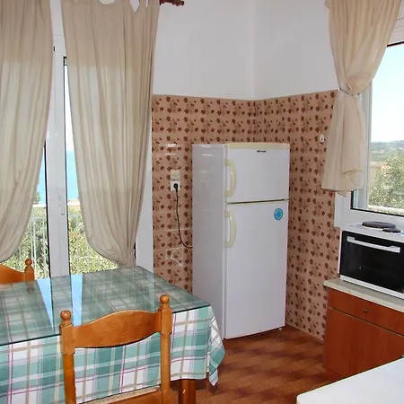 Eleni Apartmán