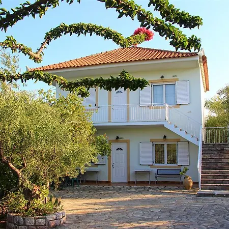 Eleni Appartement *